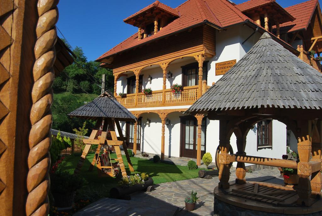 Pensiunea Glodeanca Exterior foto